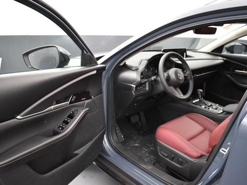 Polymetal Gray Metallic 2026 Mazda CX-30 2.5 S Carbon Edition