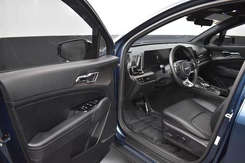 Blue 2025 Kia Sportage Plug-In Hybrid X-Line