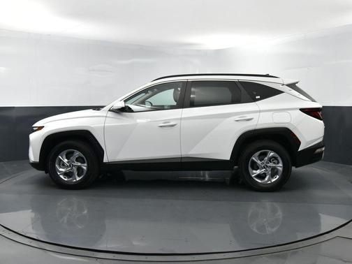 White Pearl 2024 Hyundai TUCSON SEL