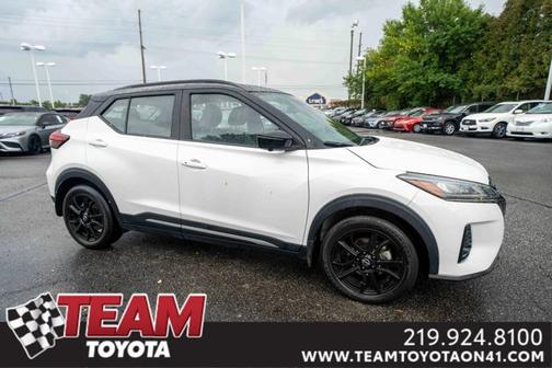 2023 Nissan Kicks SR