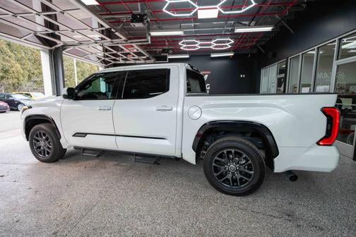 2023 Toyota Tundra Hybrid Platinum