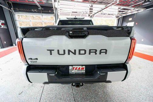2023 Toyota Tundra Hybrid Platinum