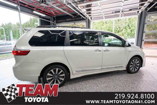 2018 Toyota Sienna Limited Premium