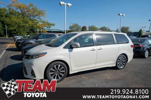 2018 Toyota Sienna Limited Premium