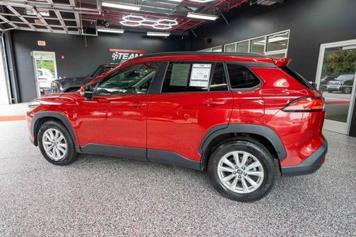 2022 Toyota Corolla Cross LE