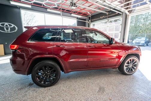 2018 Jeep Grand Cherokee Altitude