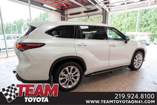 2024 Toyota Highlander Limited