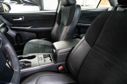 2017 Toyota Camry XSE