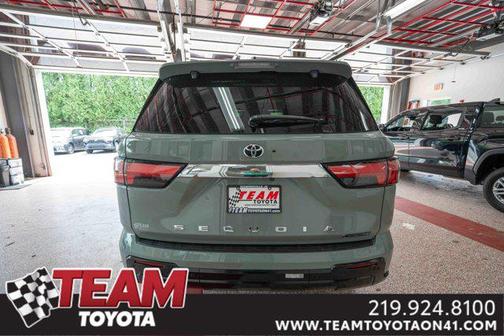 2025 Toyota Sequoia Base