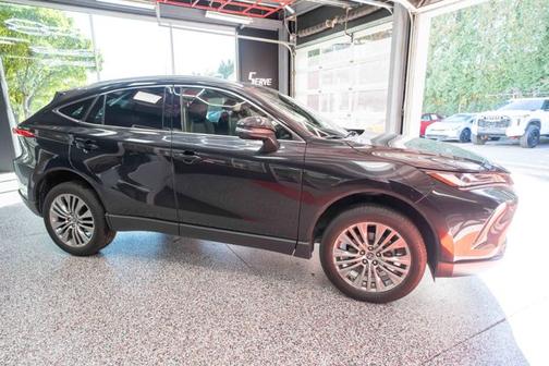 2022 Toyota Venza XLE