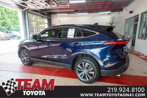 2023 Toyota Venza LE