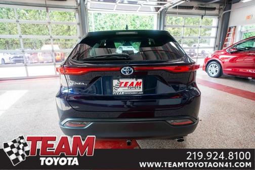 2023 Toyota Venza LE