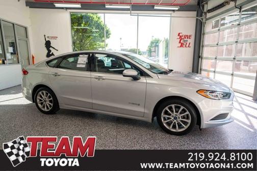 2017 Ford Fusion Hybrid SE