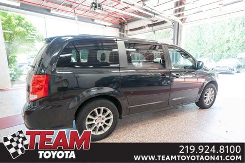 2011 Dodge Grand Caravan R/T