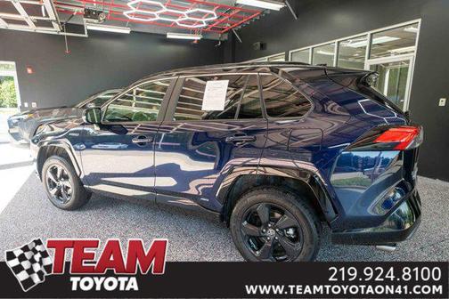 2021 Toyota RAV4 Hybrid SE