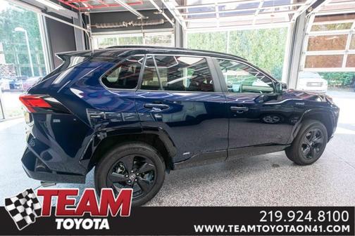 2021 Toyota RAV4 Hybrid SE