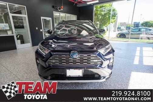 2021 Toyota RAV4 Hybrid SE
