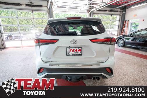 2023 Toyota Highlander XSE