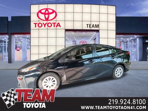 2022 Toyota Prius LE