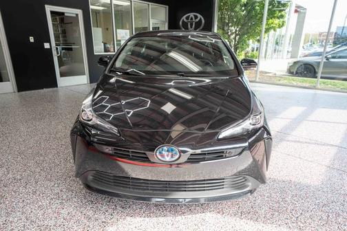 2022 Toyota Prius LE