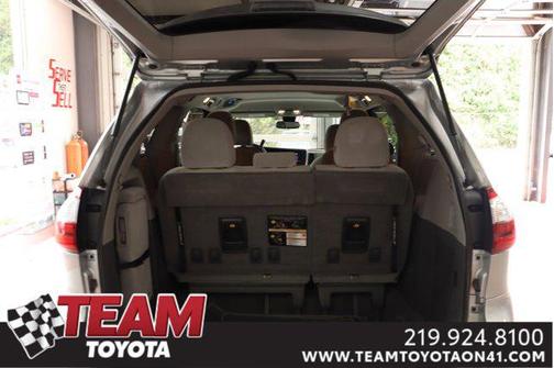 2020 Toyota Sienna LE
