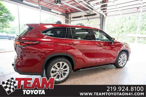 2025 Toyota Highlander Limited
