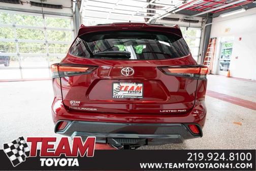 2025 Toyota Highlander Limited