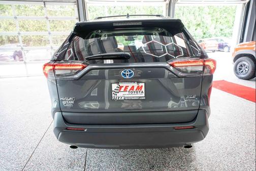 Magnetic Gray Metallic 2021 Toyota RAV4 Hybrid XLE