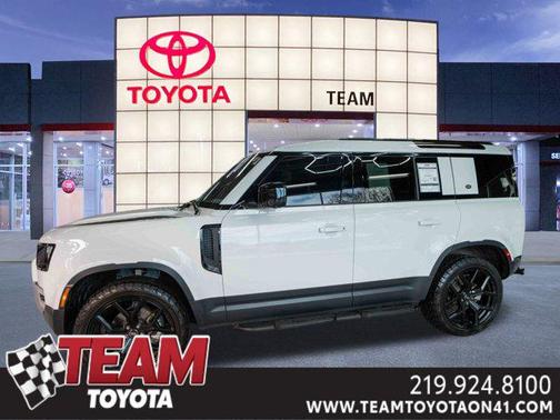 2024 Land Rover Defender 110 P300