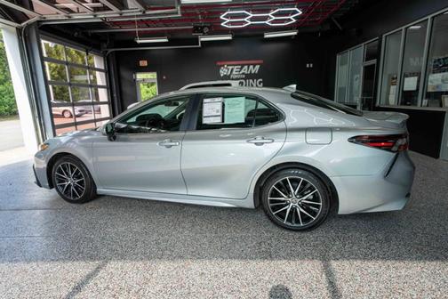Celestial Silver Metallic 2024 Toyota Camry SE
