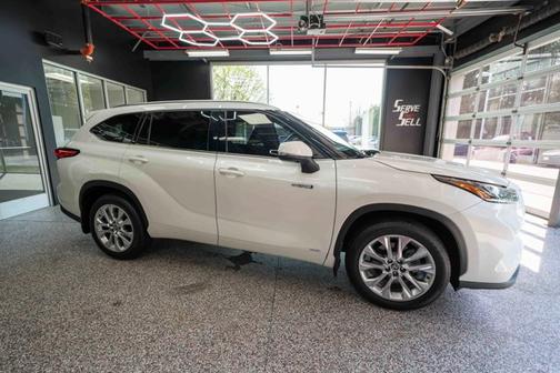 2021 Toyota Highlander Hybrid Limited