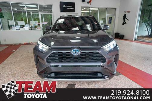 2023 Toyota RAV4 Hybrid SE
