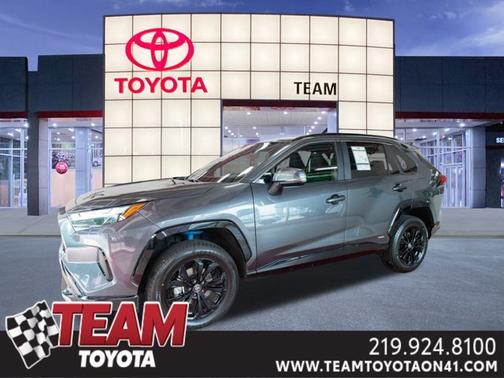 2023 Toyota RAV4 Hybrid SE