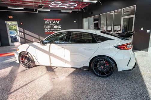 2025 Honda Civic Type R Base