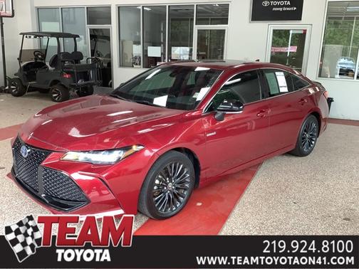 2021 Toyota Avalon Hybrid XSE