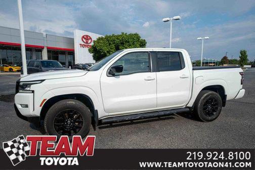 2023 Nissan Frontier SV