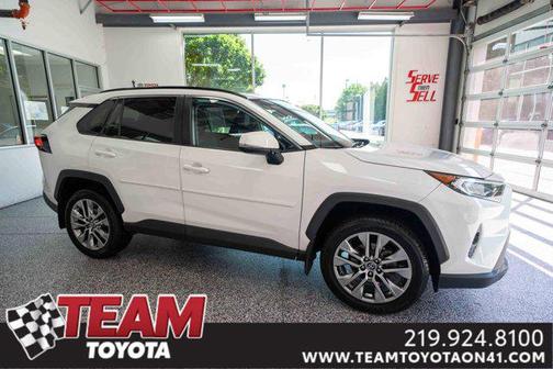 2020 Toyota RAV4 XLE Premium