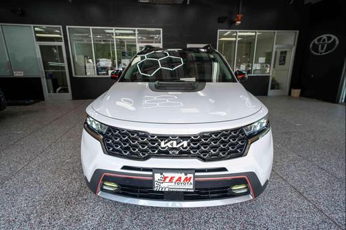 Glacial White Pearl 2022 Kia Sorento SX