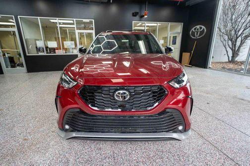 2026 Toyota Highlander XSE