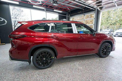 2026 Toyota Highlander XSE