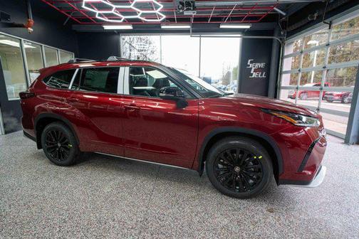 2026 Toyota Highlander XSE