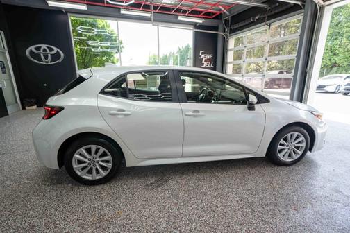 Wind Chill Pearl 2024 Toyota Corolla SE