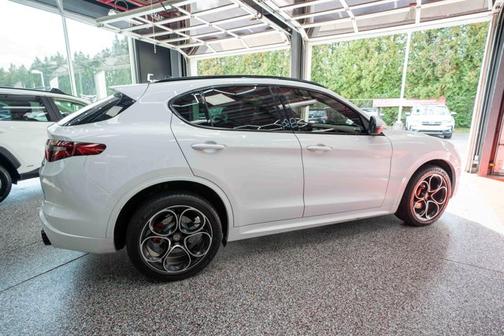 2021 Alfa Romeo Stelvio Ti Sport