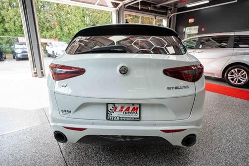 2021 Alfa Romeo Stelvio Ti Sport