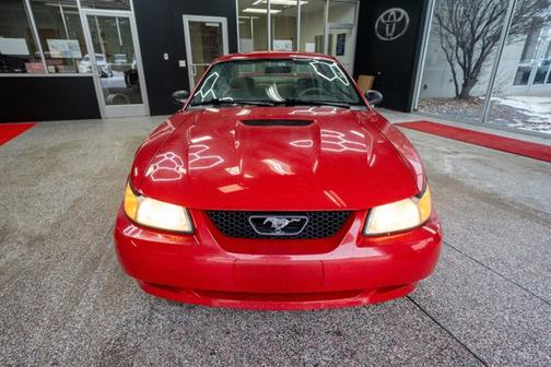 1999 Ford Mustang Base