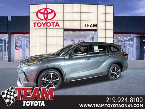 2022 Toyota Highlander XSE