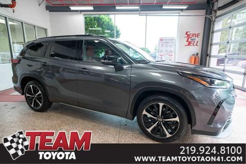 2022 Toyota Highlander XSE