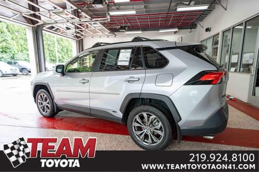 2023 Toyota RAV4 Hybrid XLE Premium