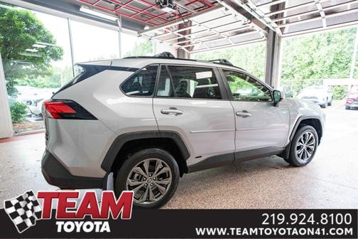 2023 Toyota RAV4 Hybrid XLE Premium