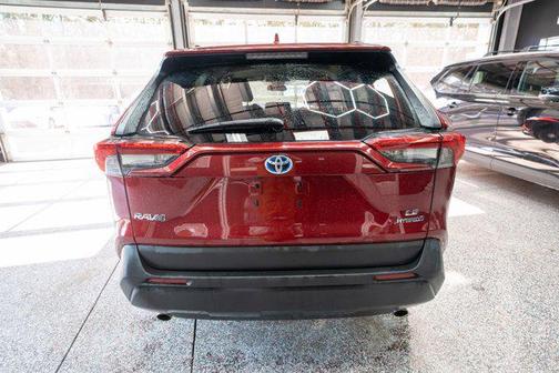 2021 Toyota RAV4 Hybrid LE